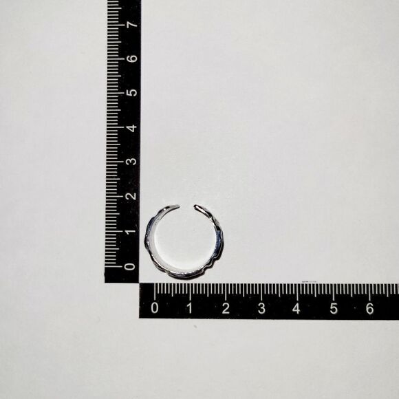 Brand New Silver Multi Skulls Heads Ring Adjustable Size - Picture 8 of 8